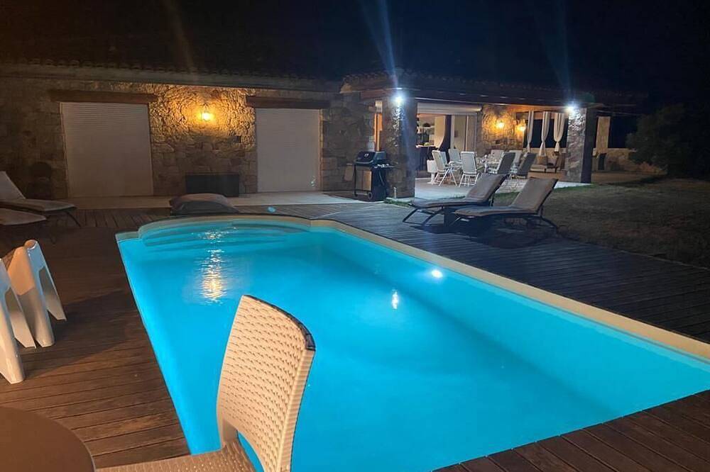Charming and elegant room in a magnificent character house in Grosseto-Prugna, Region de Ajaccio