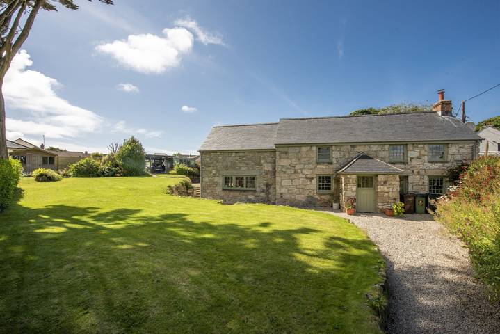 Cottage for 8 people, with garden and balcony, with pets in St. Ives