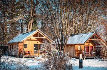 Camping pour 4 personnes, avec terrasse et piscine en Alsace