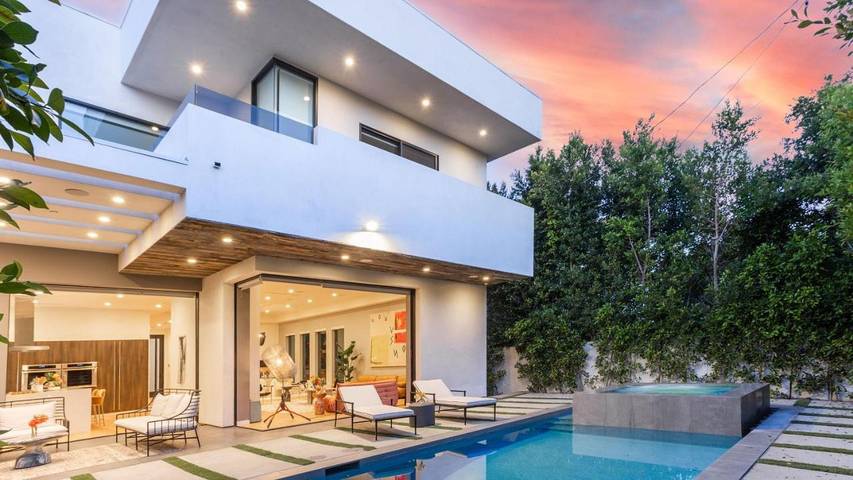 Villa für 8 Personen, mit Terrasse und Pool sowie Whirlpool in Los Angeles