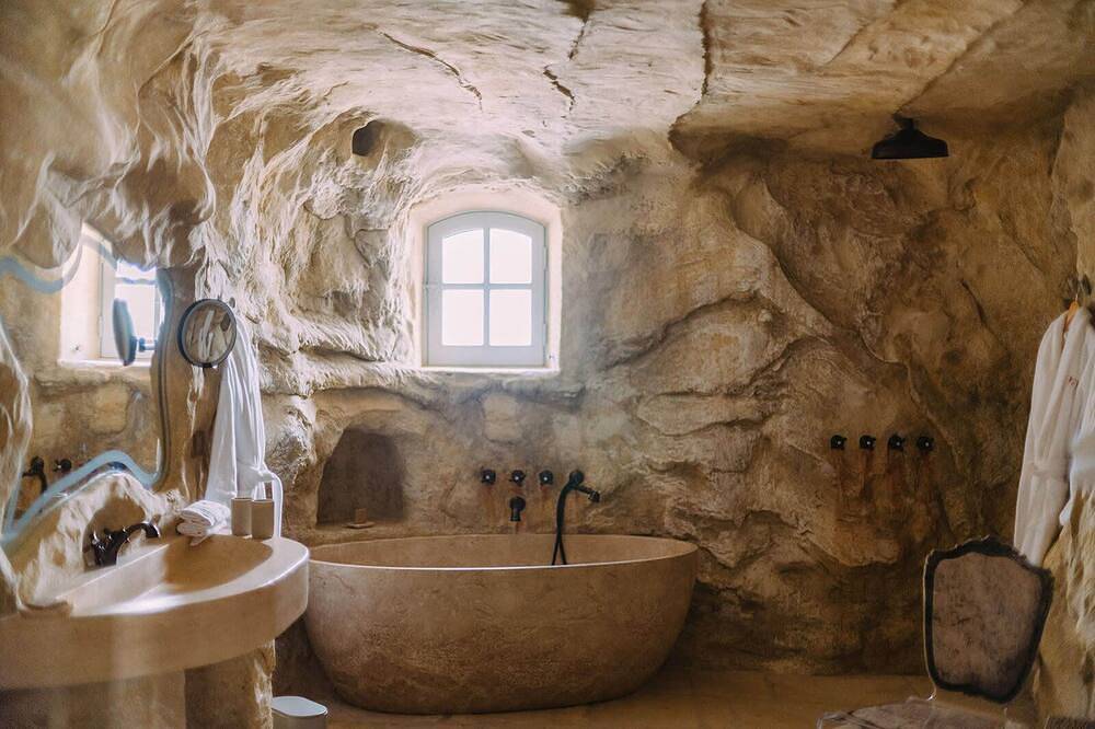 Le Mas Caladoc – Luxury Retreat with Private Spa in Provence in Arles, Arles region