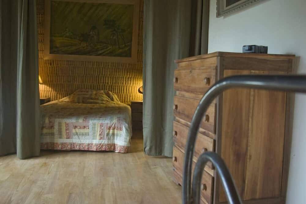Loft aménagé dans d'anciennes écuries in Capoulet-et-Junac, Parc naturel régional des Pyrénées ariégeoises