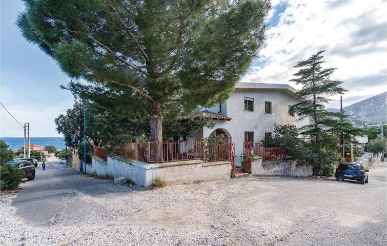Ferienwohnung für 5 Personen, mit Terrasse in Dorgali