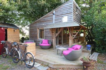 Gîte pour 2 personnes, avec jardin ainsi que jacuzzi et sauna dans Orne