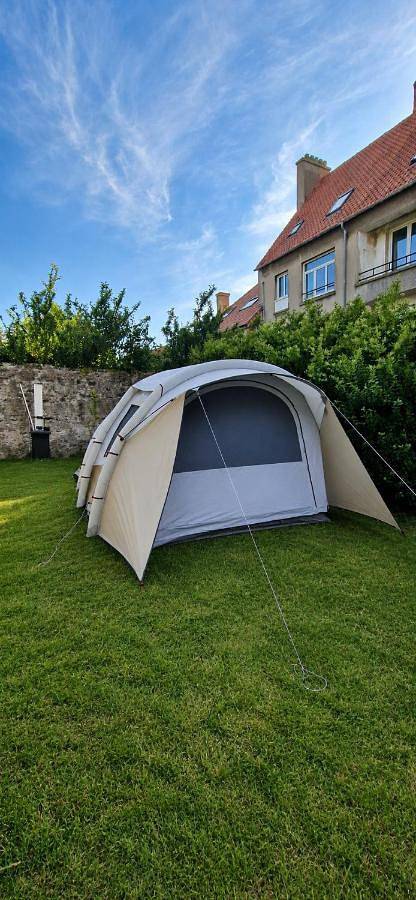 Tente pour 2 personnes, avec Jacuzzi et Jardin ainsi que Sauna et Vue