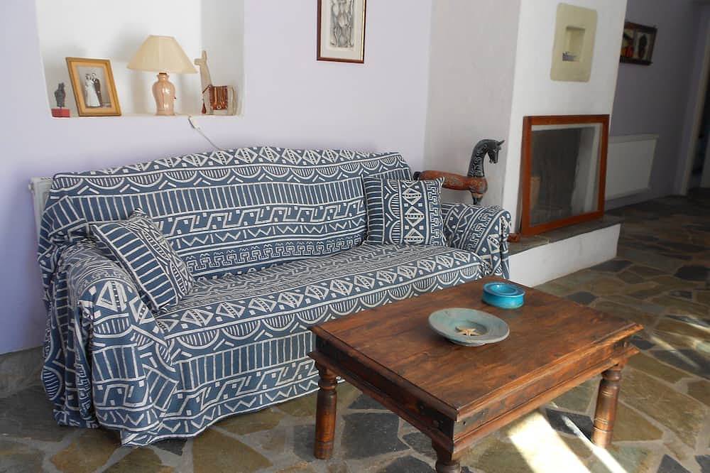 Mooi kindvriendelijk landhuis in Syros