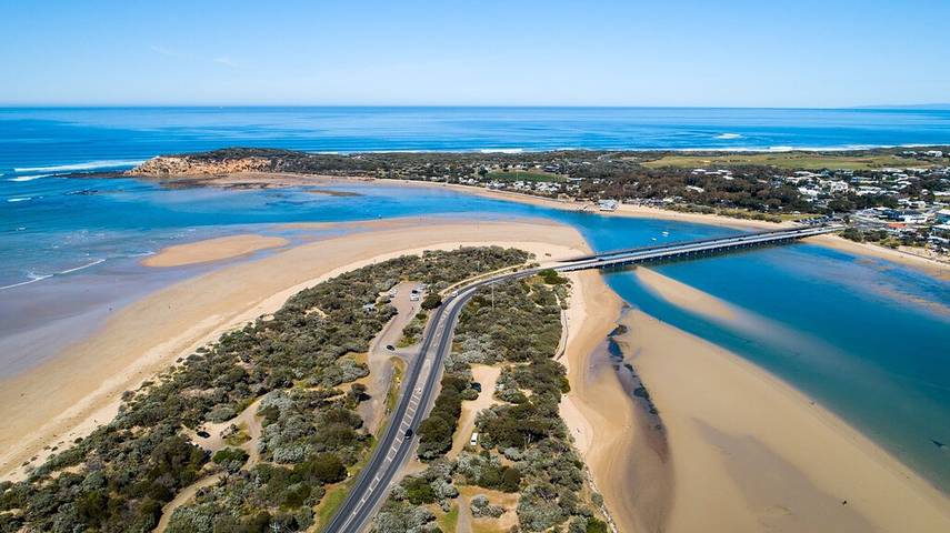 Holiday home for 4 people, with terrace and garden in Barwon Heads