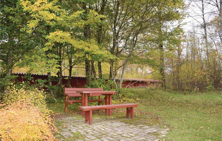 Ganze Ferienwohnung, Ferienwohnung für 5 Personen mit Garten in Hylte, Halland
