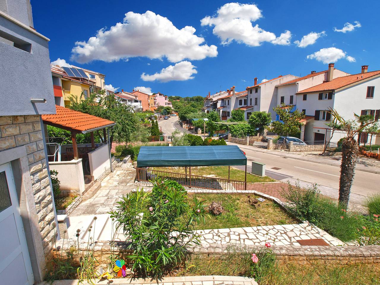 Ganze Wohnung, Ferienwohnung für 5 Personen mit Terrasse in Pula-Medulin, Pula