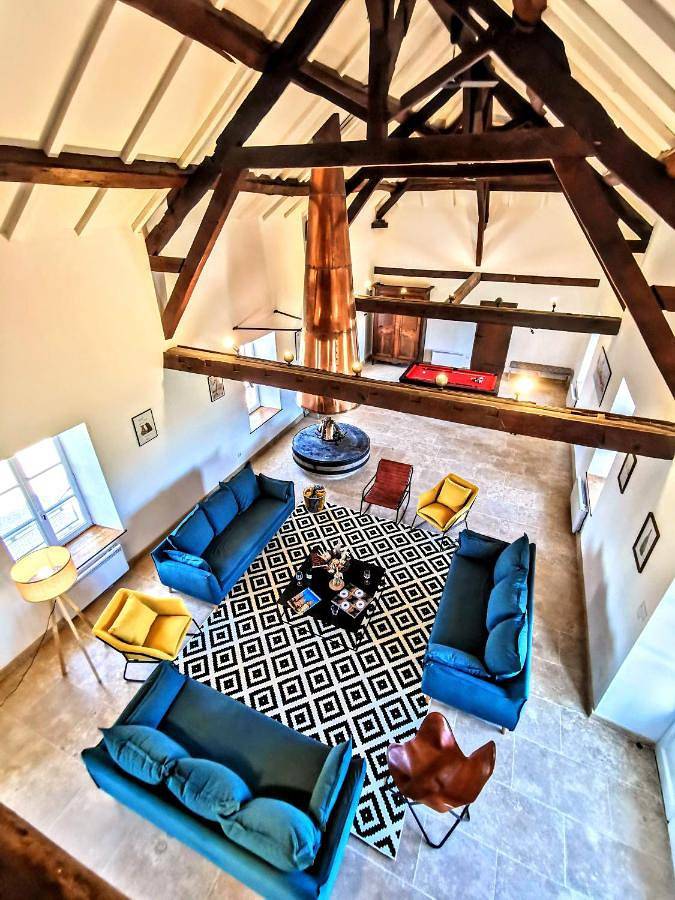 Maison de vacances pour 21 personnes, avec terrasse et vue ainsi que jardin et piscine