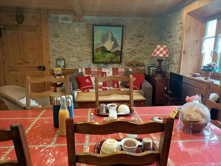 Appartement de vacances pour 6 personnes, avec jardin ainsi que sauna et jacuzzi, adapté aux familles