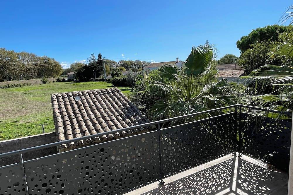 Large village house for 12 travelers in Marsillargues in the Petite Camargue. in Marsillargues, Côte d'Améthyste