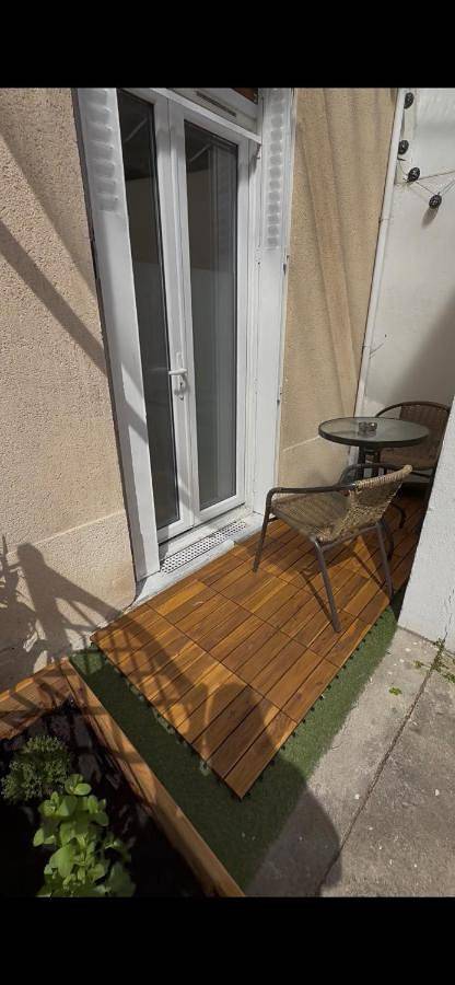 Gîte pour 3 personnes, avec terrasse à Poissy - 2