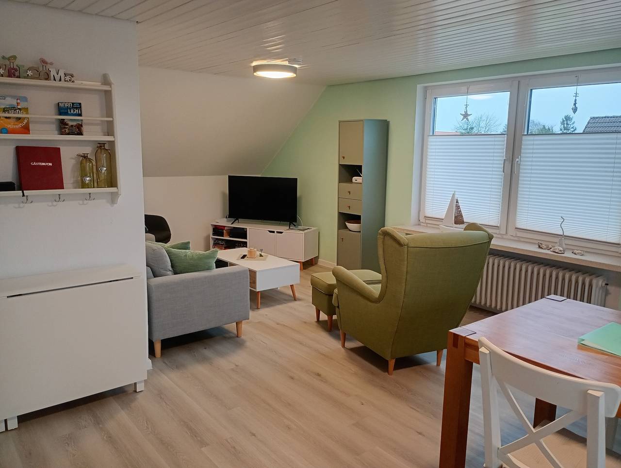 Hel ferieleilighet, Ferienwohnung Nordlicht in Hage, Norden og omegn