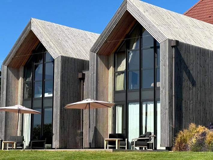Chambre d’hôte pour 2 personnes, avec Balcon et Terrasse ainsi que Jacuzzi et Jardin