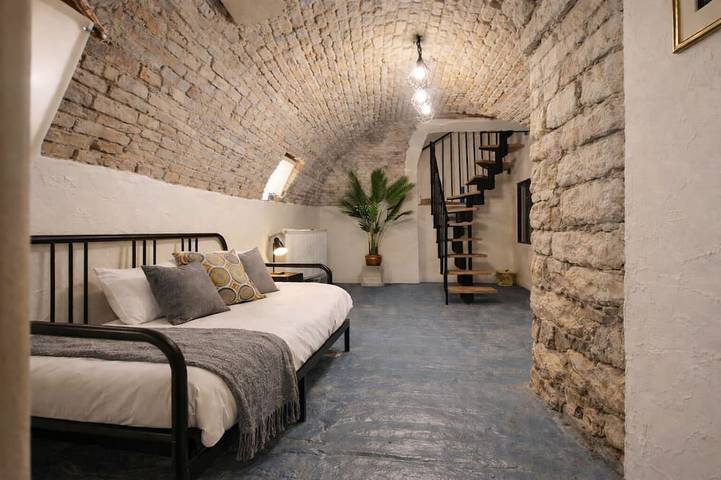 Gîte pour 8 personnes à Chalon-sur-Saône - 3