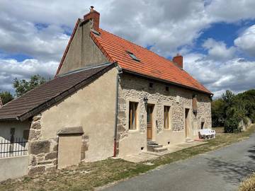 Gîte pour 8 personnes, avec jardin à Colombier
