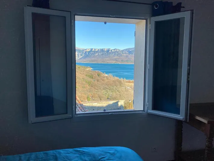 Maison de vacances pour 4 personnes, avec vue sur le lac ainsi que vue et terrasse - 1