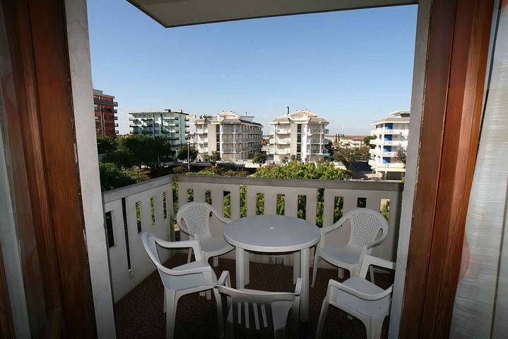 Ferienwohnung für 4 Personen, mit Balkon in Lido di Jesolo - 3