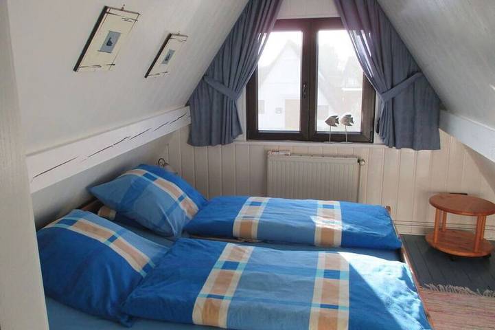 Ferienpark für 4 Personen, mit Terrasse in Burhave - 2