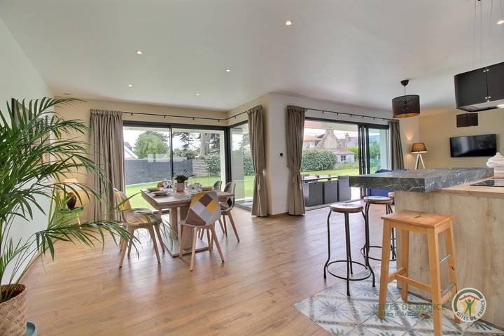 Gîte pour 6 personnes, avec terrasse et jardin à Trébeurden - 2