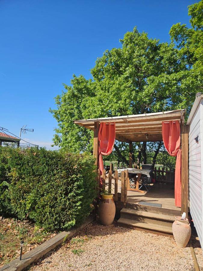 Maison de vacances pour 5 personnes, avec jardin ainsi que vue et piscine - 1
