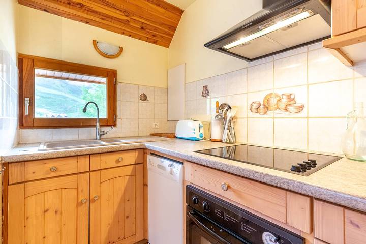 Chalet pour 6 personnes, avec terrasse, animaux acceptés à Peyragudes - 4