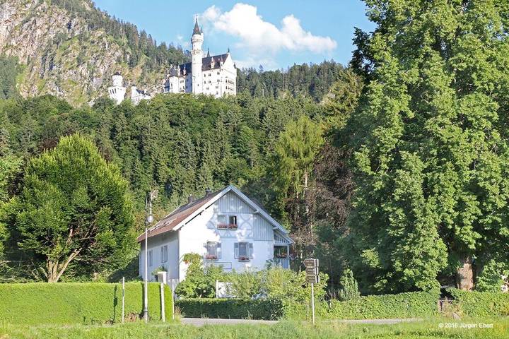 Ferienwohnung für 3 Personen, mit Terrasse und Garten sowie Ausblick in Hohenschwangau