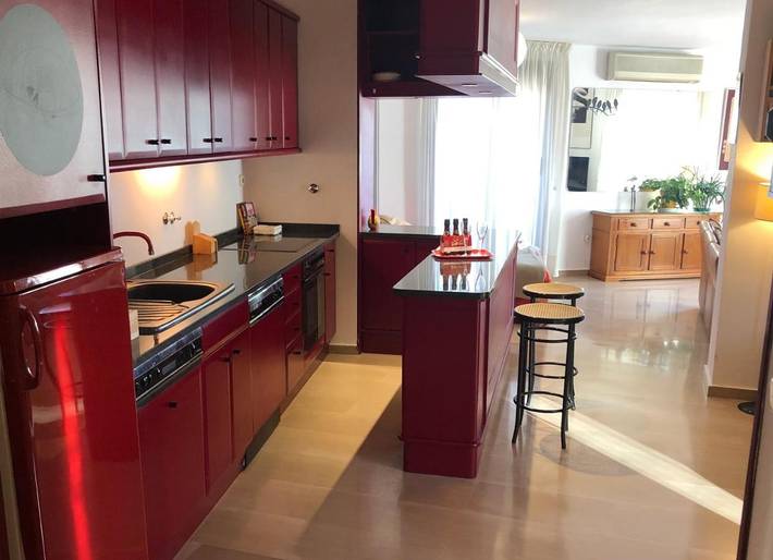 Apartamento para 3 personas, con Balcón además de Terraza y Vistas en Huesca