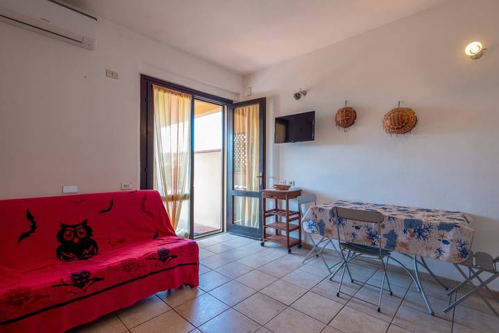 Holiday Home "Pergola 706" Steps from the Beach with A/C and Private Terrace in Spiaggia La Pelosa, Stintino