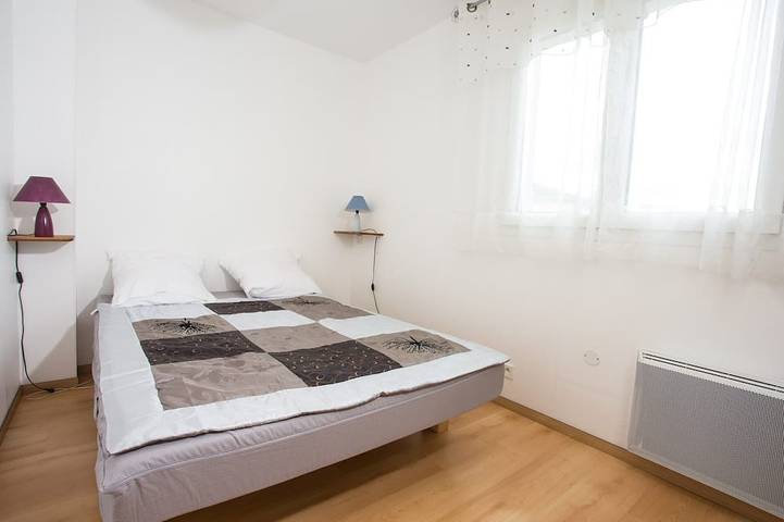 Appartement de vacances pour 5 personnes, avec jardin