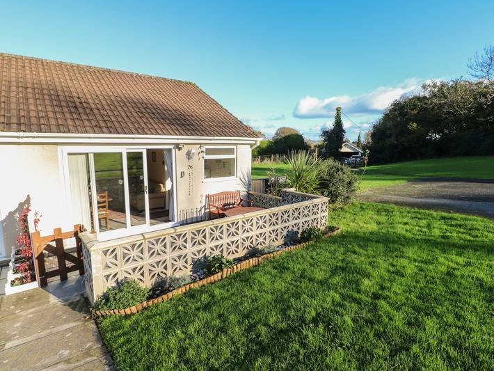 Holiday home for 4 people, with Garden in Gower