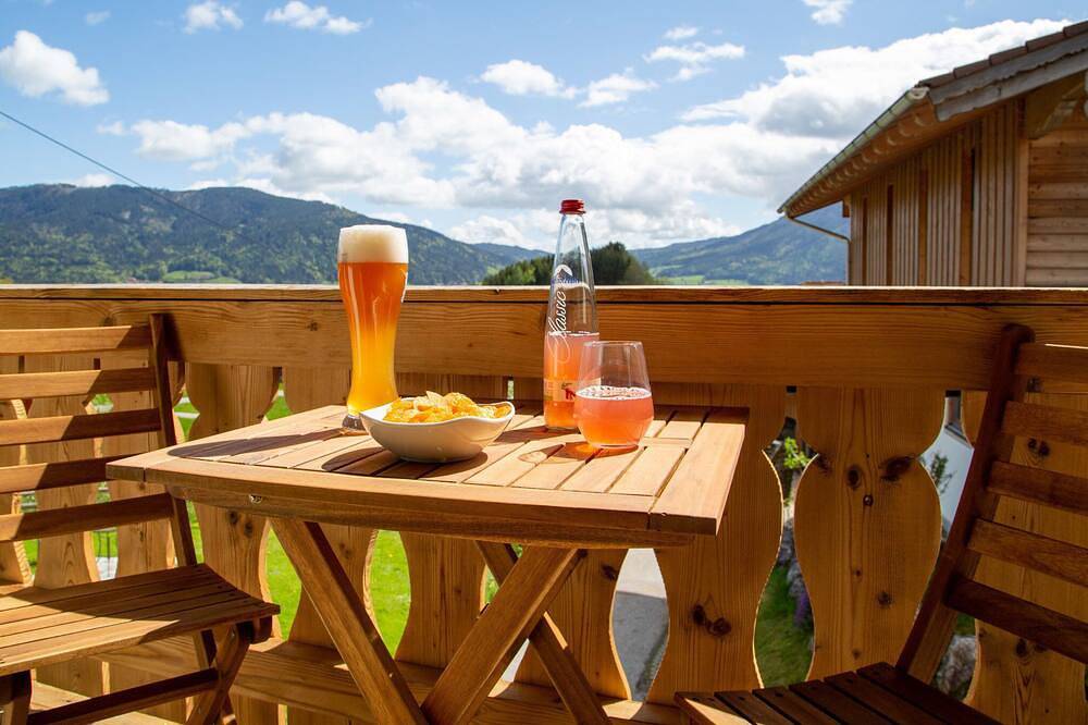 Ganze Wohnung, Ferienwohnung Kienberg, 50m², 1 separates Schlafzimmer, Balkon in Inzell, Bayerische Alpen