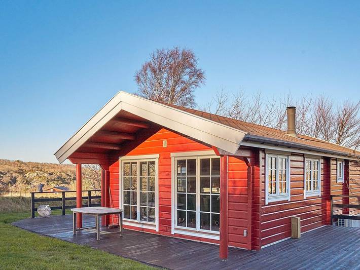 Ferieudlejning for 4 personer, med Terrasse i Sandvig