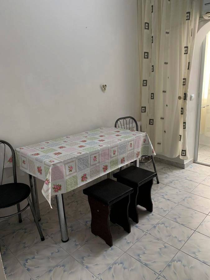 Gîte pour 5 personnes, avec balcon et vue dans Mangalia - 3