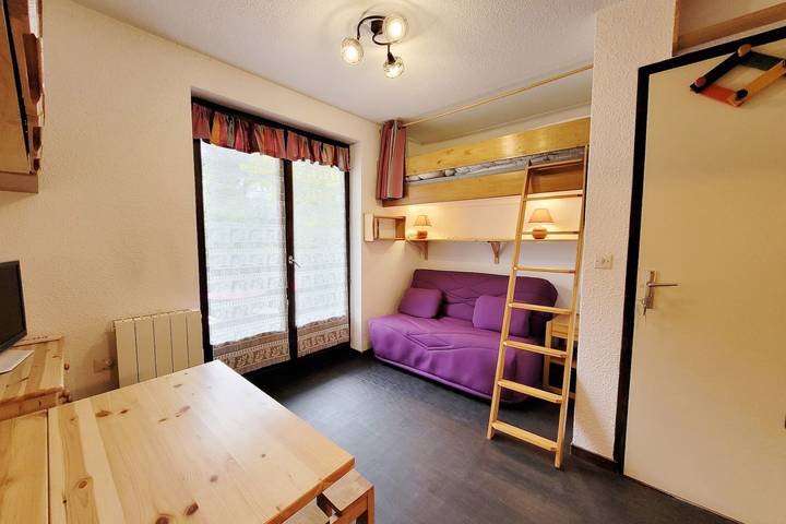 Gîte pour 2 personnes, avec balcon, adapté aux familles à Le Monêtier-les-Bains - 2