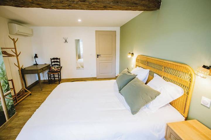 Location de vacances pour 6 personnes, avec jacuzzi et jardin à Lamonzie-Saint-Martin - 4