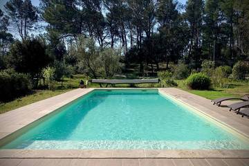 Gîte pour 4 personnes, avec jardin à La Bouilladisse