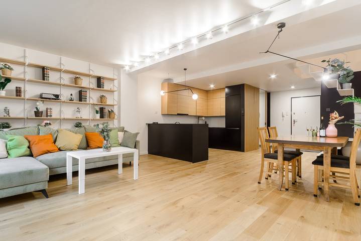 Cały apartament, Apartament wakacyjny dla 7 osób z ogród in Łódź, Województwo łódzkie