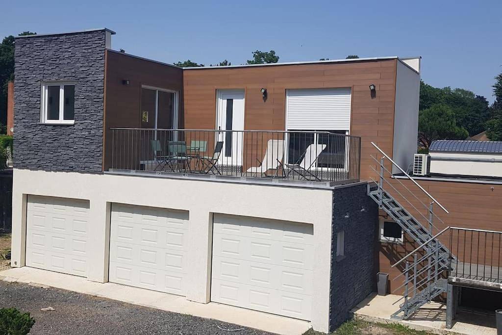 Appartement entier, One-Bedroom Apartment in Coupvray, Seine-et-Marne