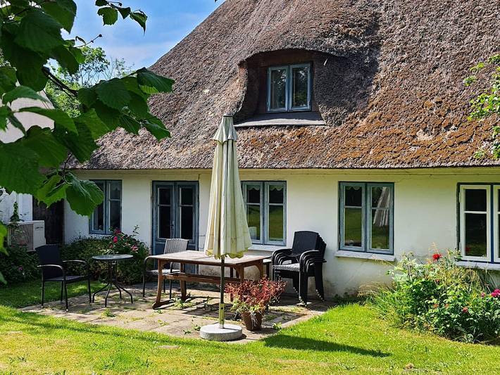 Ferienhaus für 6 Personen, mit Terrasse und Garten auf Als - 2
