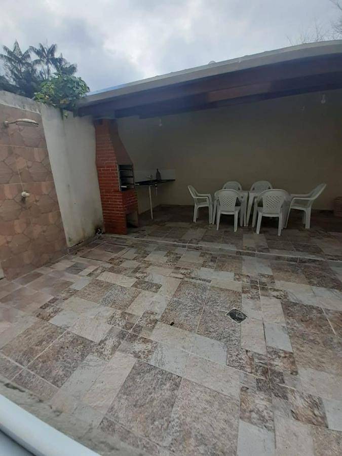 Casas e apartamentos de temporada para 10 pessoas, com terraço, com animais de estimação em Toninhas Ubatuba