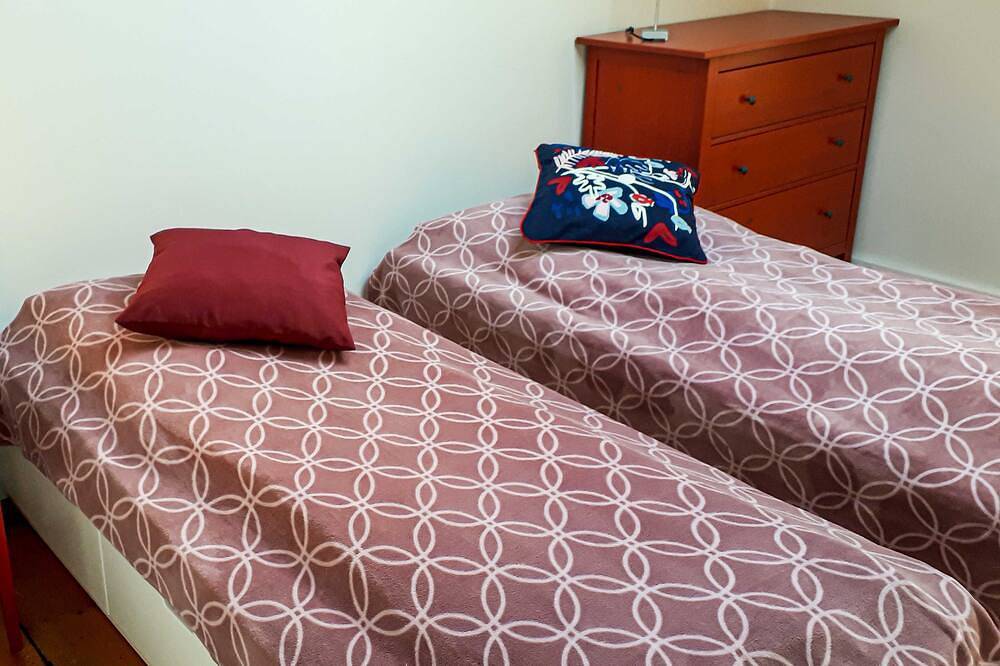 Ganze Wohnung, Ferienwohnung 3 Dg - Eisenbahnerhaus in Klausdorf in Klausdorf, Stralsund Umland