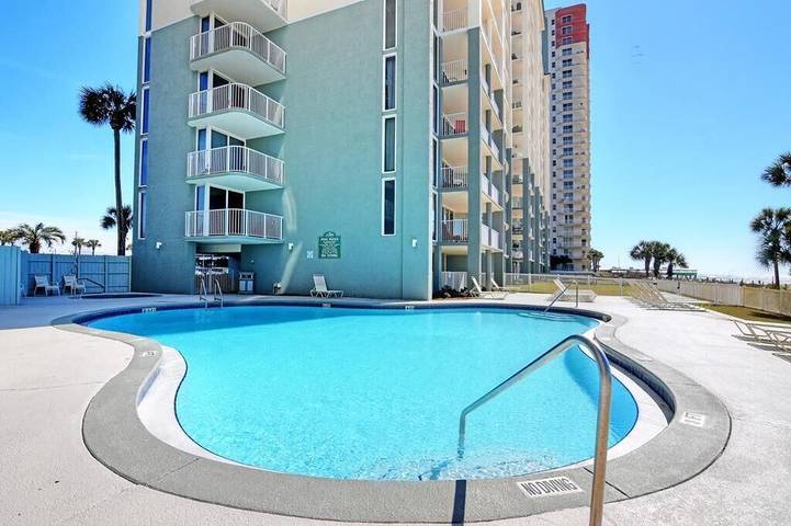 Vacation apartment for 4 people, with pool and balcony the Florida Panhandle