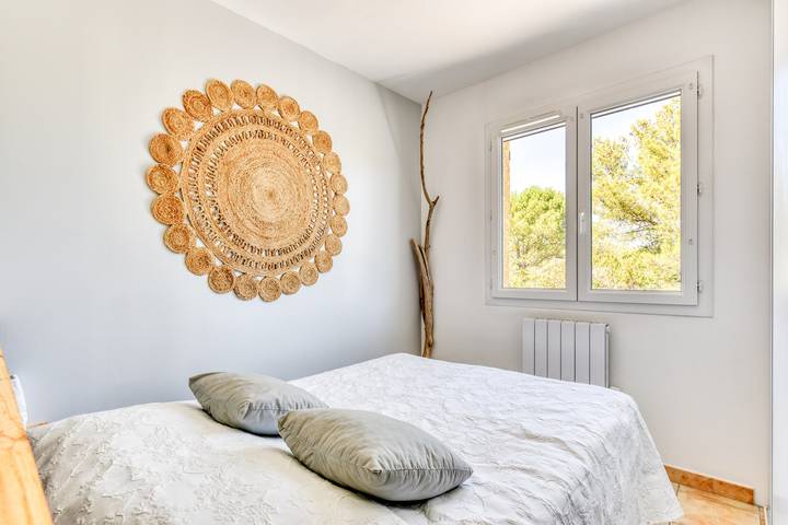 Location de vacances pour 4 personnes, avec jardin ainsi que terrasse et piscine à Cruzy - 4