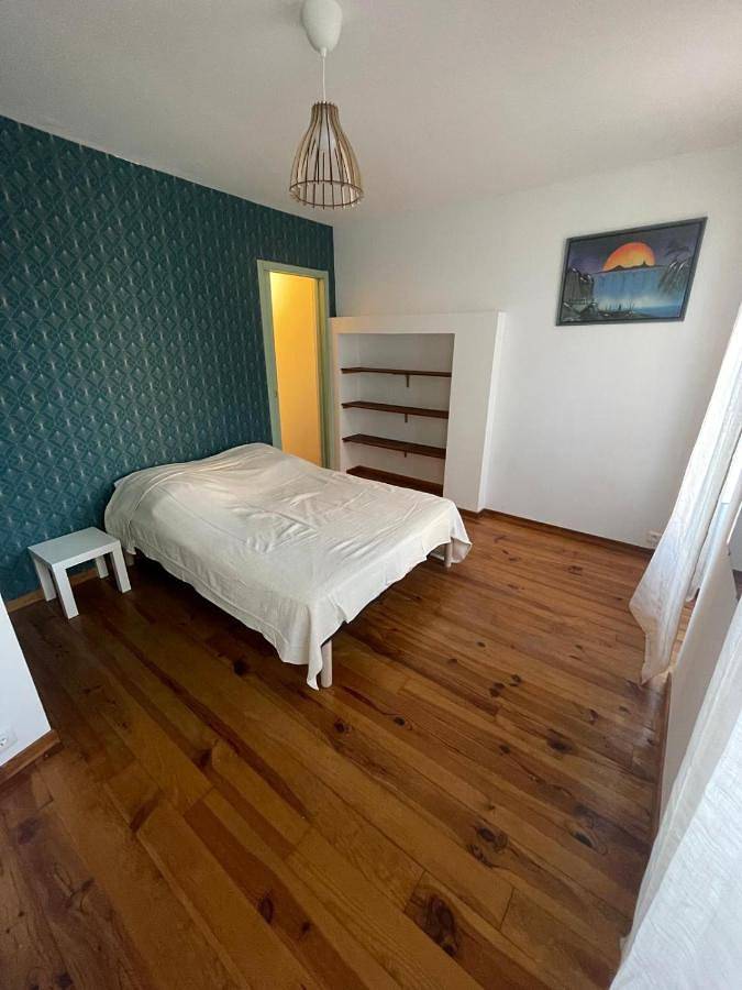 Gîte pour 4 personnes, avec balcon dans Lac de Naussac - 3
