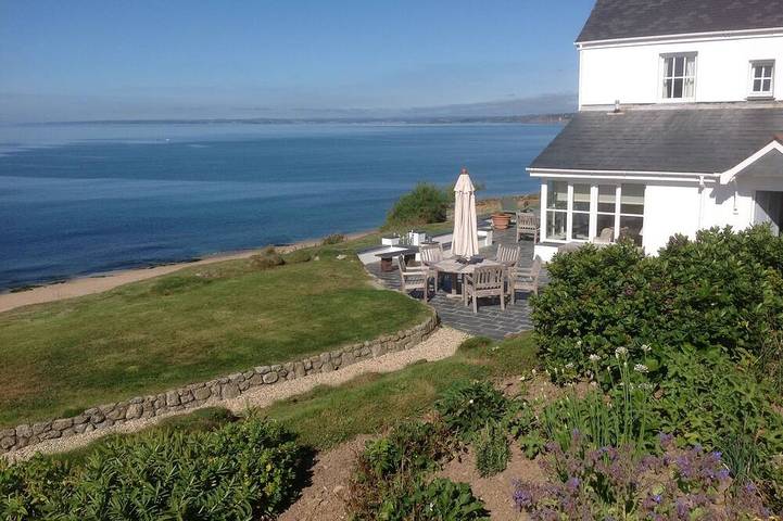 Glamping for 6 people, with garden in The Lizard Peninsula