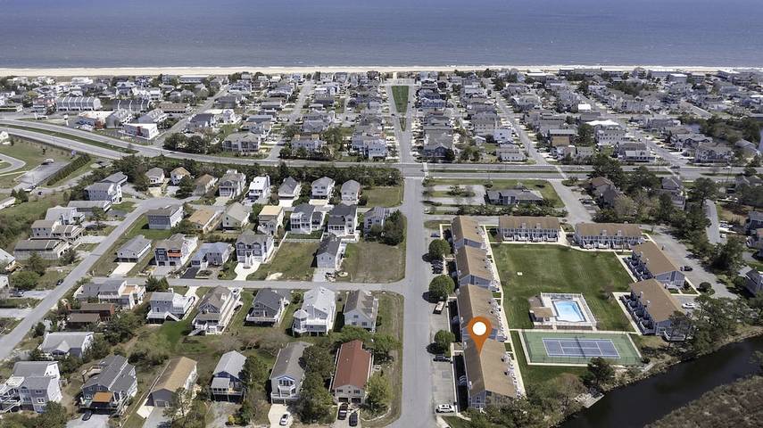 Vacation house for 8 people, with terrace and pool in Delaware