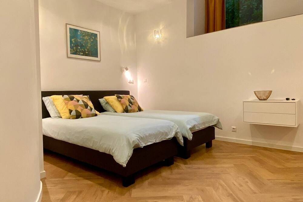 Schönes Zimmer im Zentrum von Amsterdam mit absoluter Privatsphäre in Amsterdam Oud-West, Holländische Küste