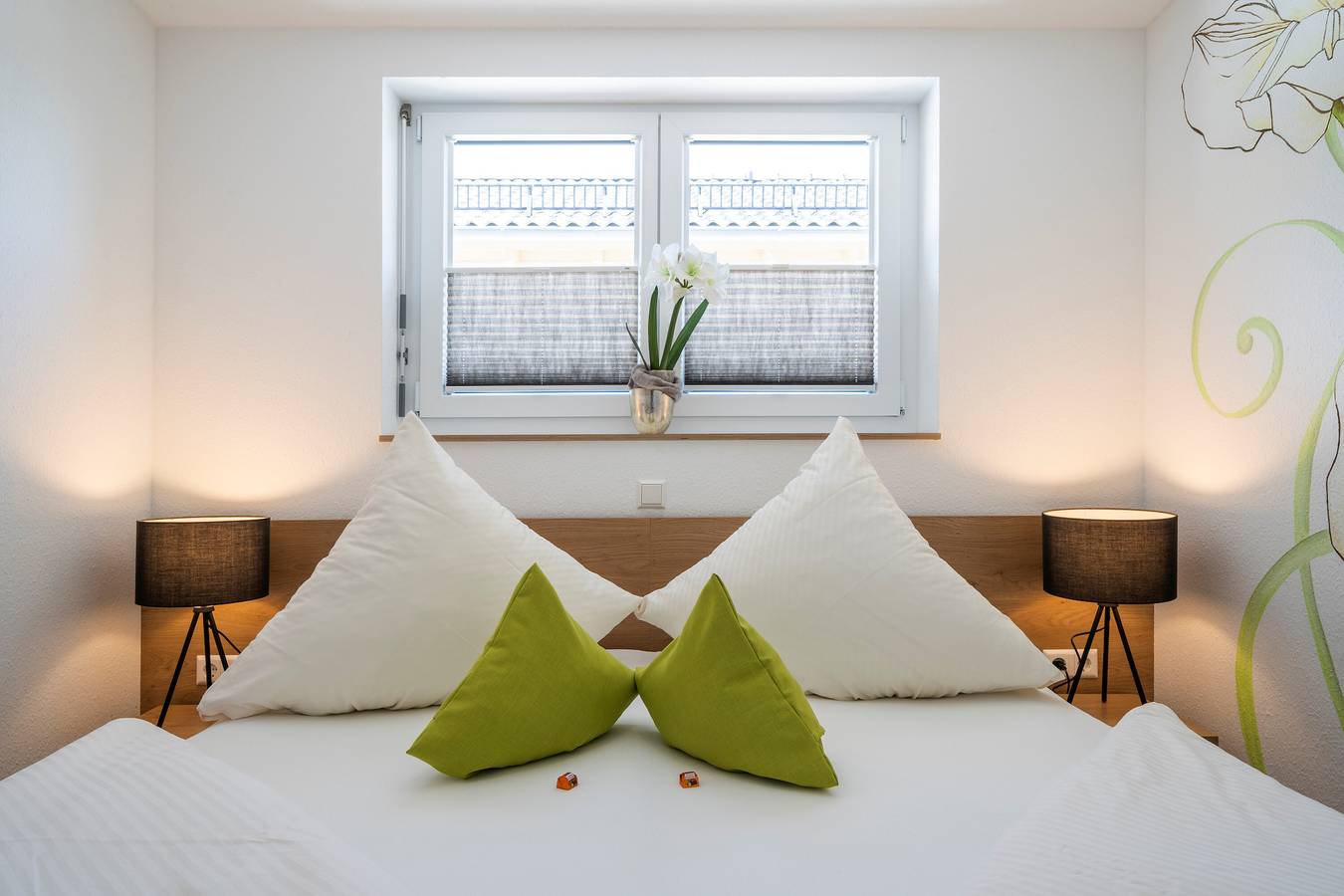 Ganze Wohnung, Ferienwohnung '303' mit Gemeinschaftsgarten, Wi-Fi und Klimaanlage in Hagnau am Bodensee, Region Bodensee-Oberschwaben